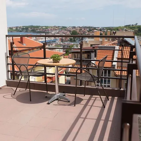 Hotel Ema 3*